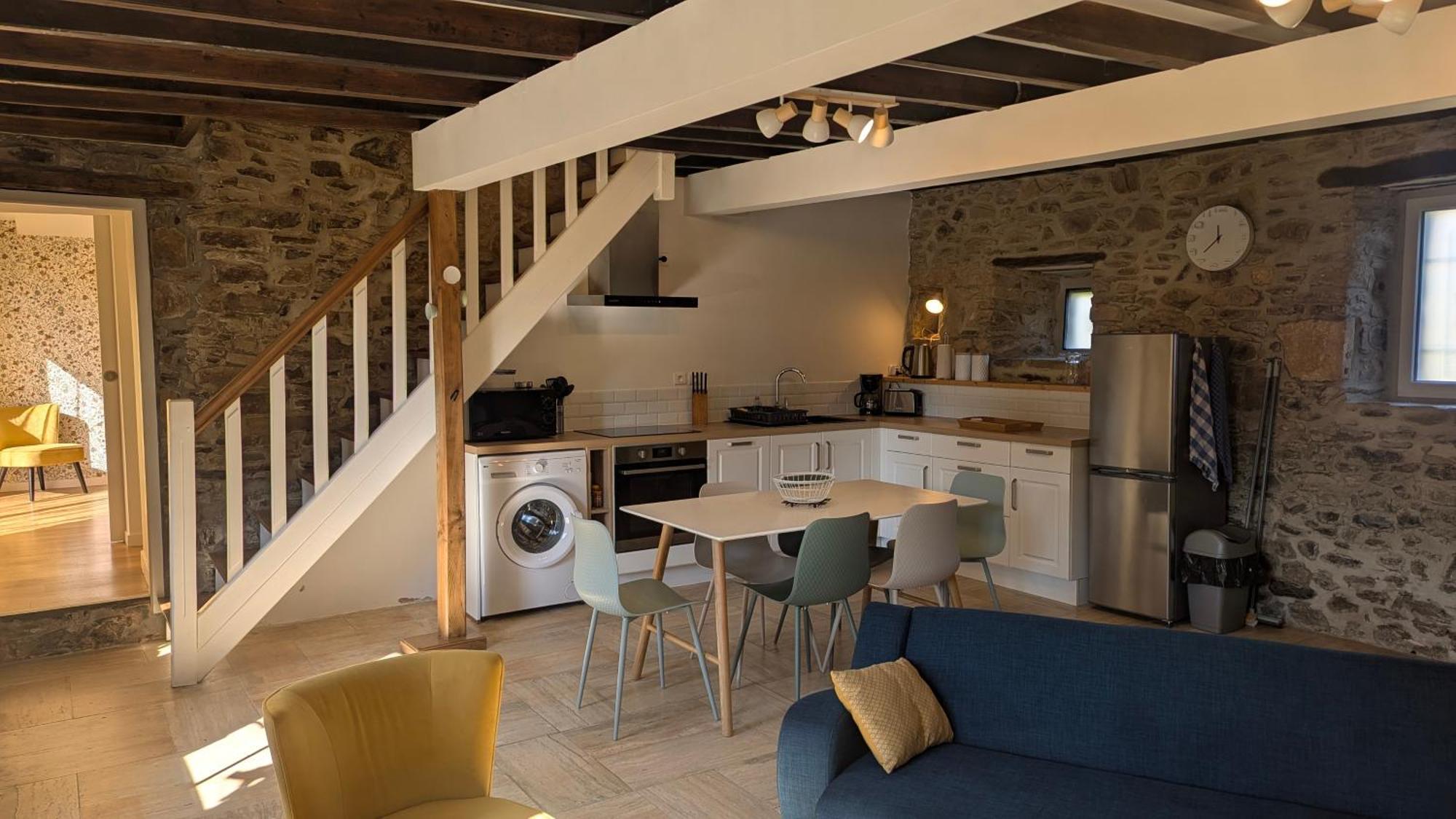 Maison Normande proche de la mer et des lieux touristiques Quettehou Extérieur photo